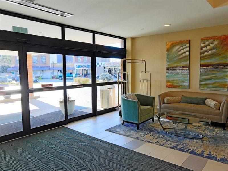 Wyndham Garden Kenosha Harborside Exterior foto