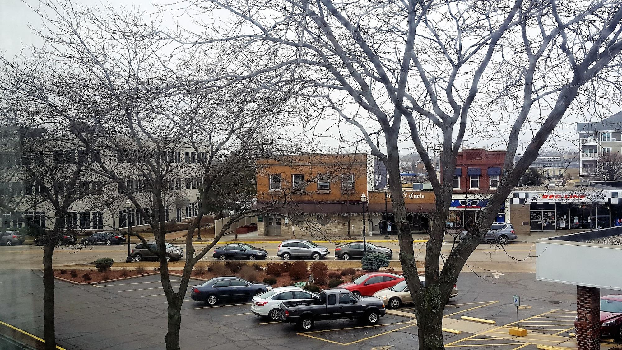 Wyndham Garden Kenosha Harborside Exterior foto