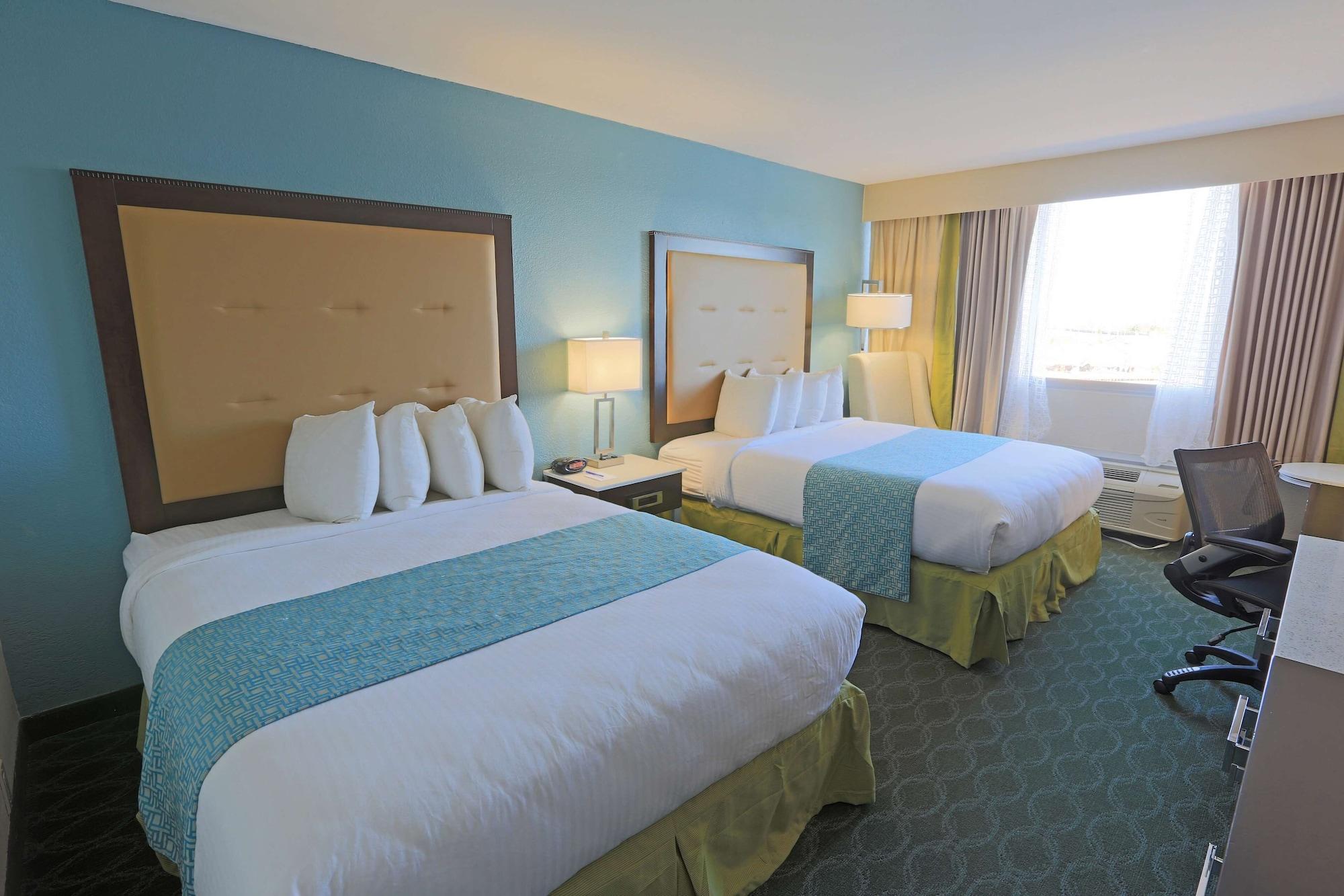 Wyndham Garden Kenosha Harborside Exterior foto