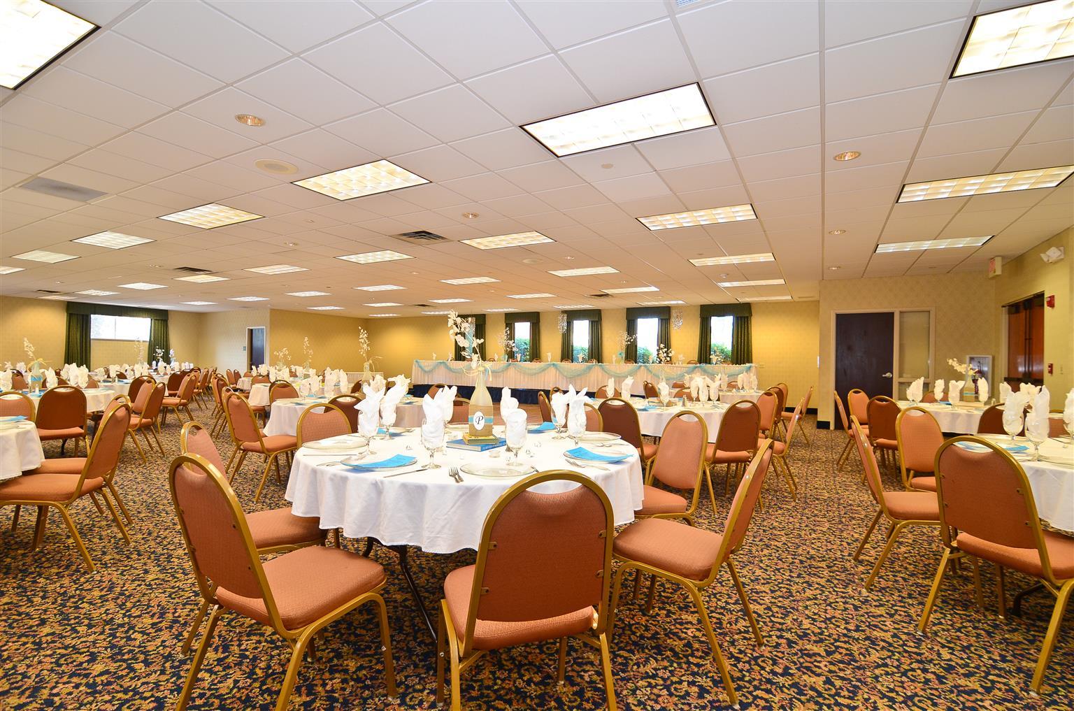 Wyndham Garden Kenosha Harborside Exterior foto