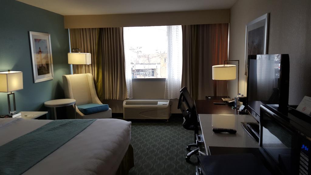 Wyndham Garden Kenosha Harborside Exterior foto