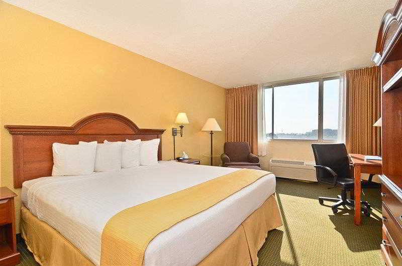 Wyndham Garden Kenosha Harborside Exterior foto